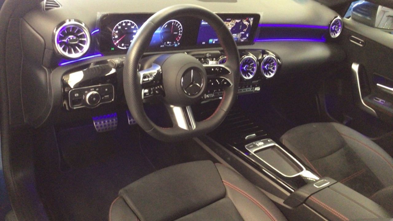 mercedes-benz-clase-a-250-e-compacto-imagen-5