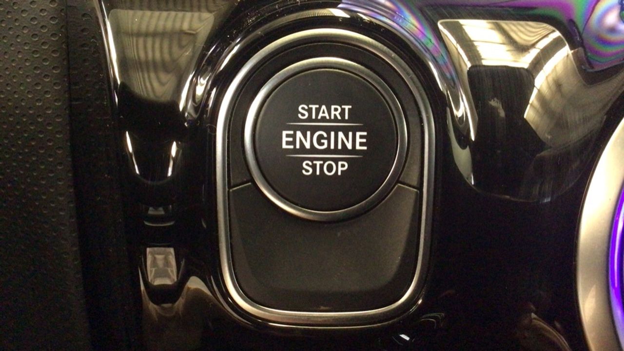 mercedes-benz-clase-a-250-e-compacto-imagen-20