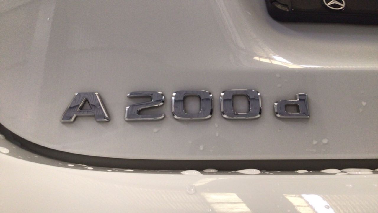 mercedes-clase-a-a-200-d-imagen-11