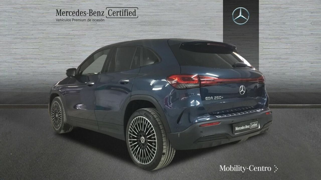 mercedes-eqa-250+-imagen-3