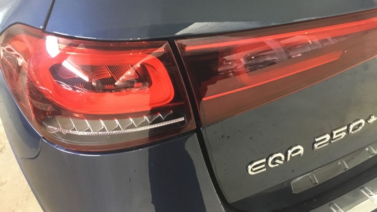 mercedes-eqa-250+-imagen-20