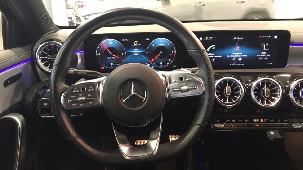 mercedes-clase-a-a-180-d-imagen-8