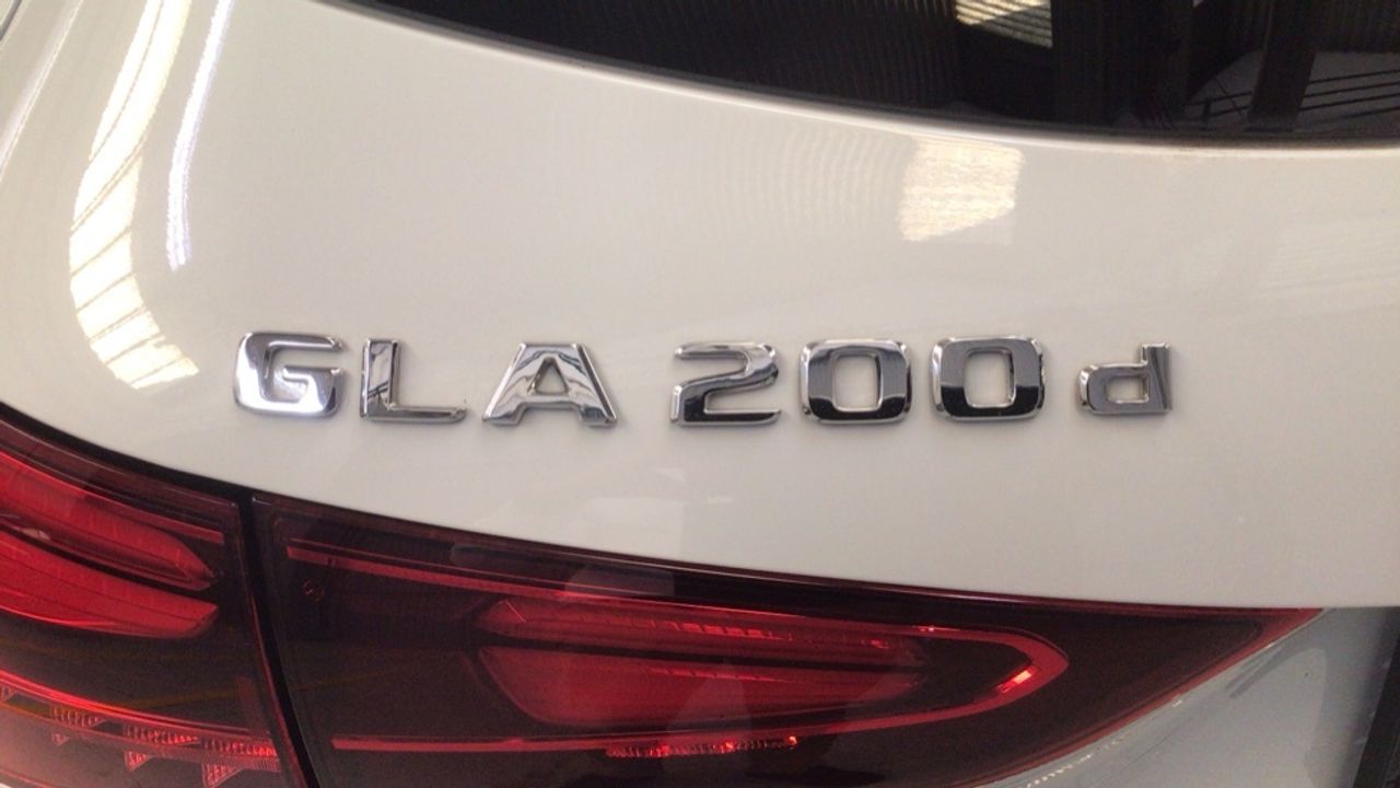 mercedes-gla-gla-200-d-imagen-11