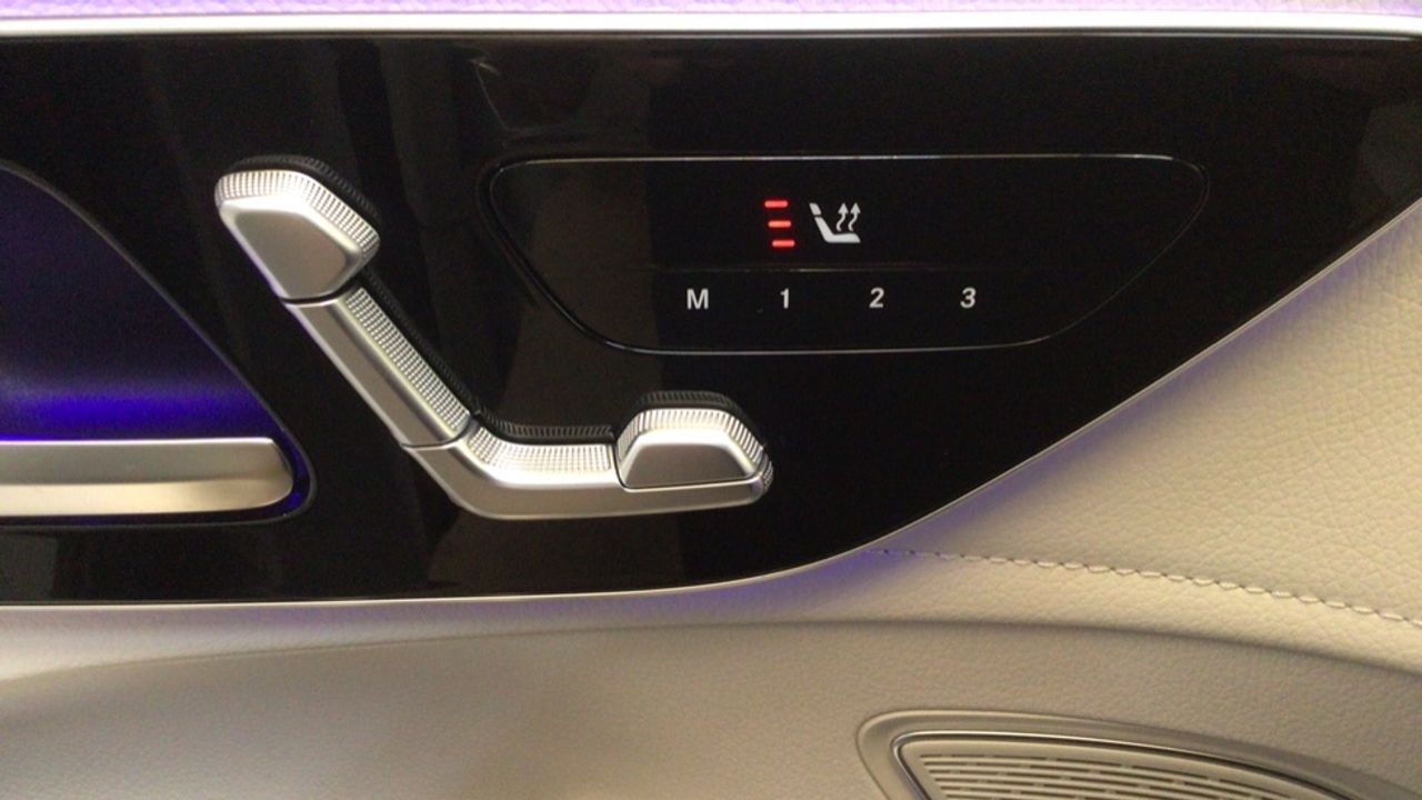 mercedes-benz-eqe-500-4matic-suv-imagen-23