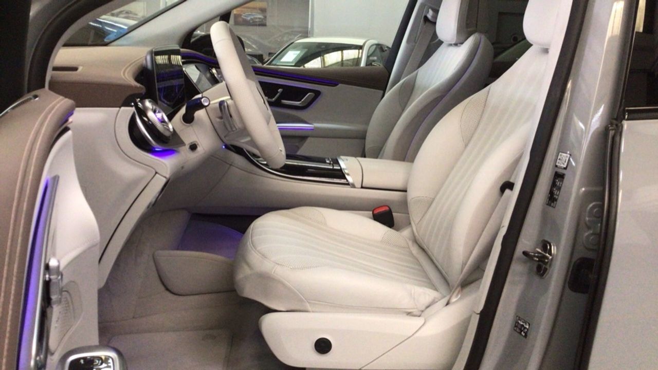 mercedes-benz-eqe-500-4matic-suv-imagen-6
