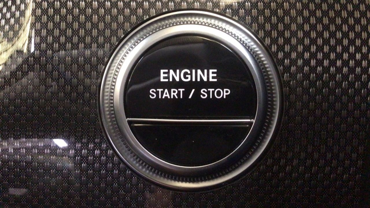 mercedes-clase-c-c-300-d-e-berlina-imagen-21