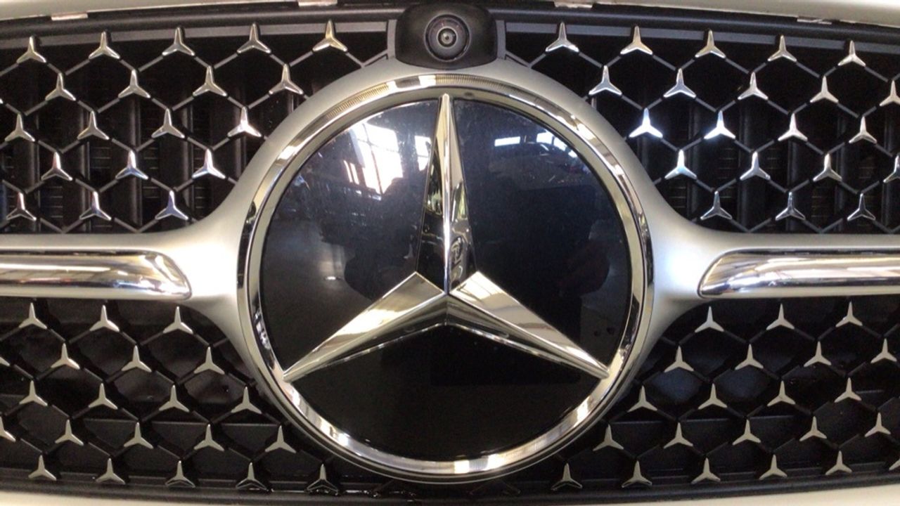 mercedes-clase-c-c-300-d-e-berlina-imagen-12
