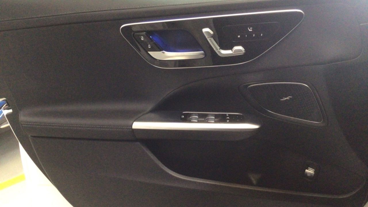 mercedes-clase-c-c-300-d-e-berlina-imagen-22