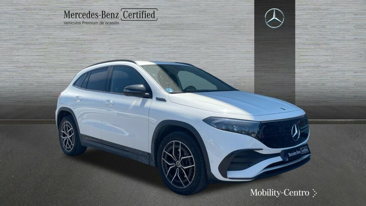 mercedes-eqa-250-amg-line-imagen-2