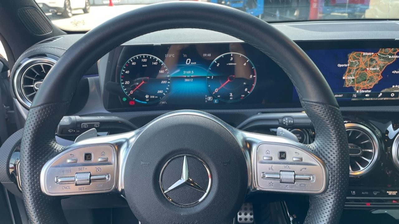 mercedes-clase-a-sedan-a-200-d-imagen-8