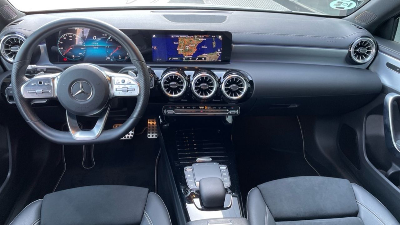 mercedes-clase-a-sedan-a-200-d-imagen-7