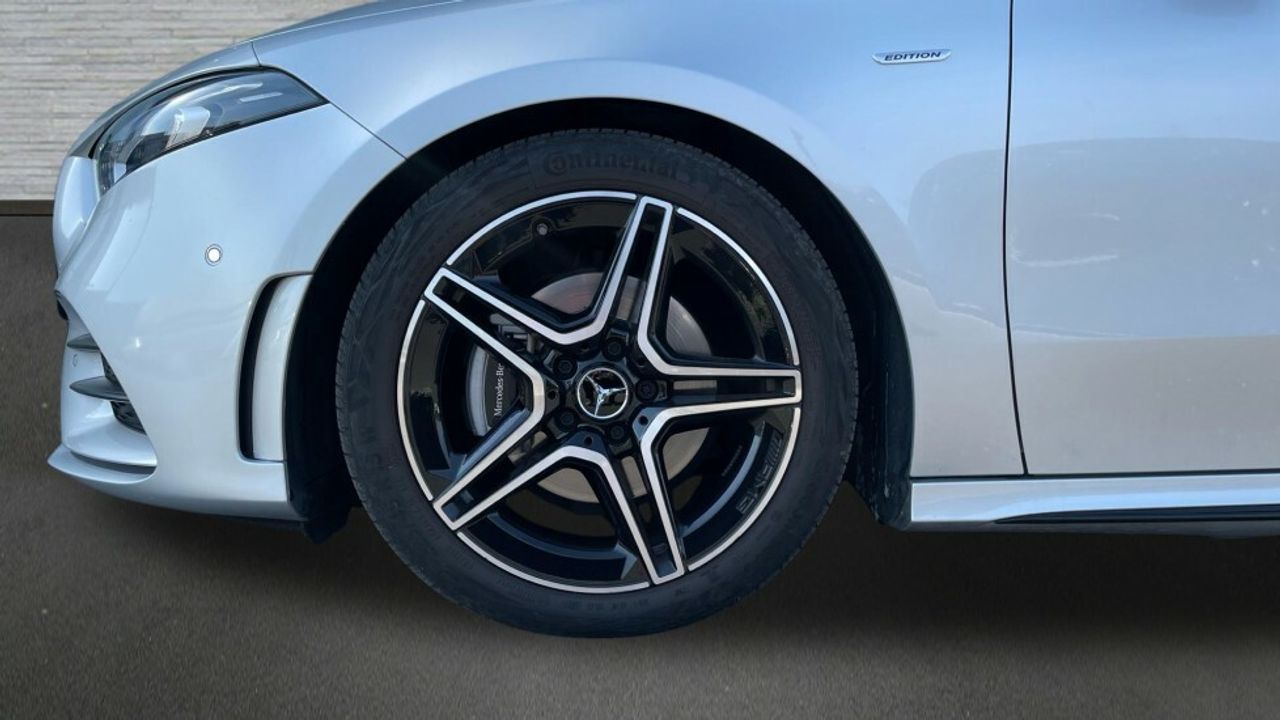 mercedes-clase-a-sedan-a-200-d-imagen-4