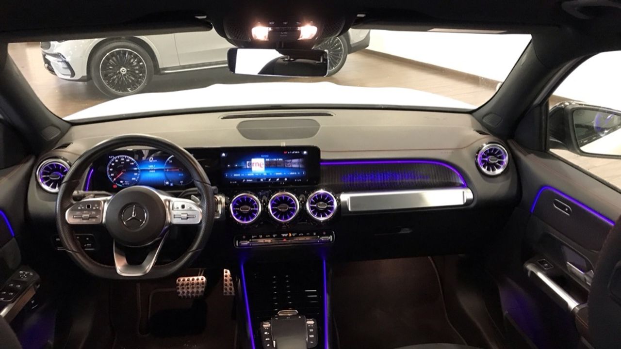 mercedes-eqb-eqb-300-4matic-imagen-7