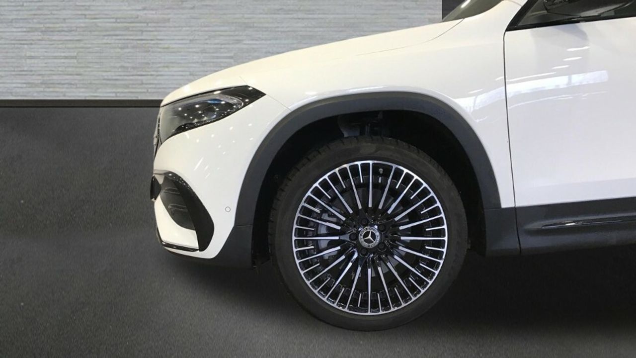 mercedes-eqb-eqb-300-4matic-imagen-4