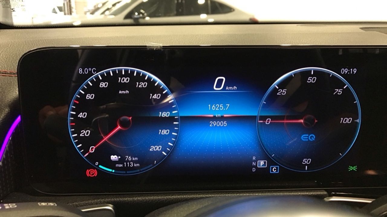 mercedes-eqb-eqb-300-4matic-imagen-16