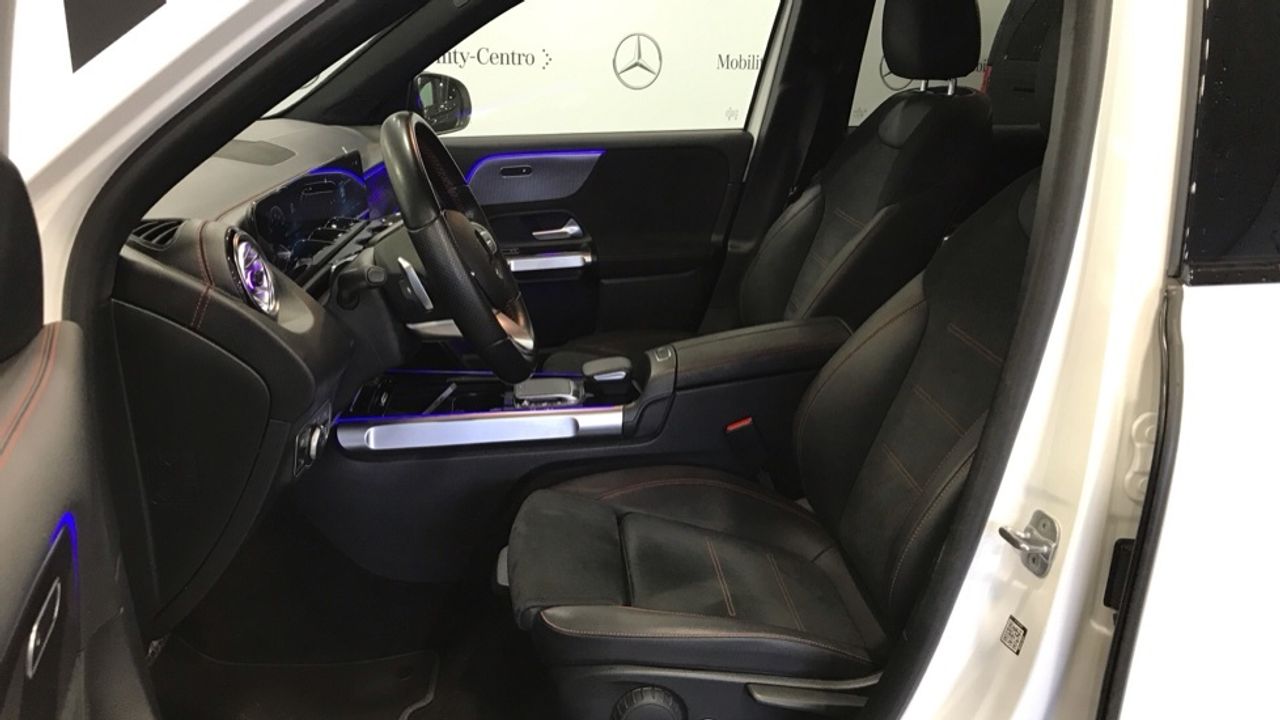 mercedes-eqb-eqb-300-4matic-imagen-6