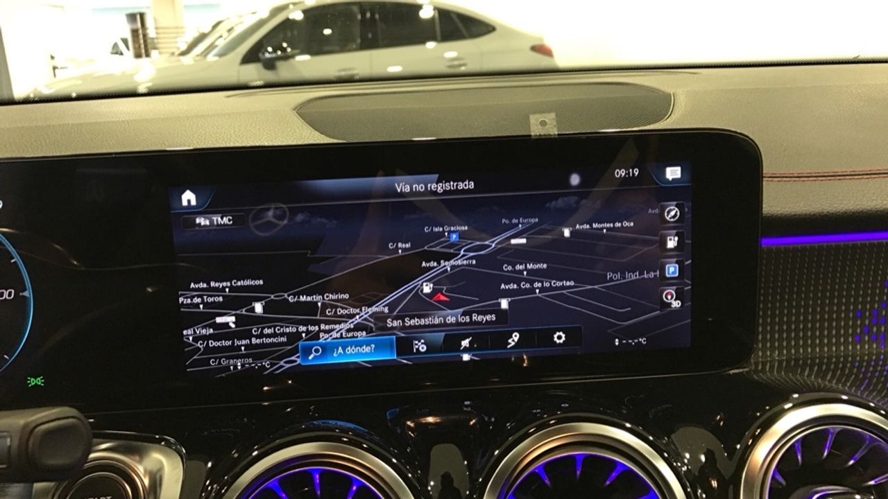 mercedes-eqb-eqb-300-4matic-imagen-17