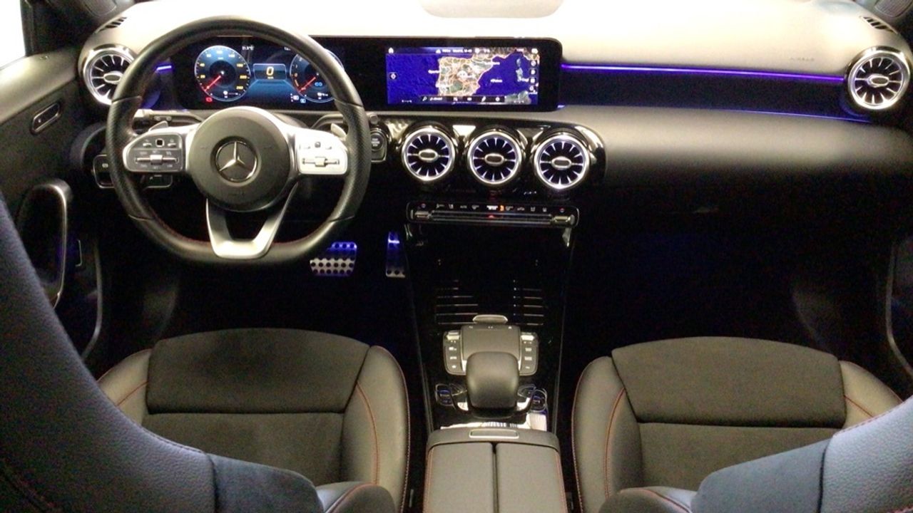 mercedes-clase-a-sedan-a-250-e-imagen-7