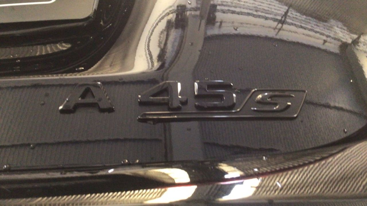 mercedes-clase-a-mercedes-amg-a-45-s-4matic+-imagen-11
