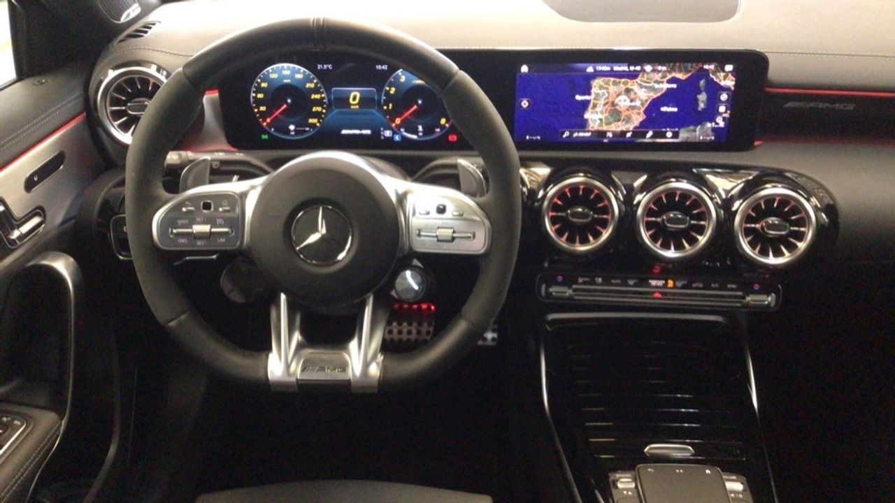 mercedes-clase-a-mercedes-amg-a-45-s-4matic+-imagen-8