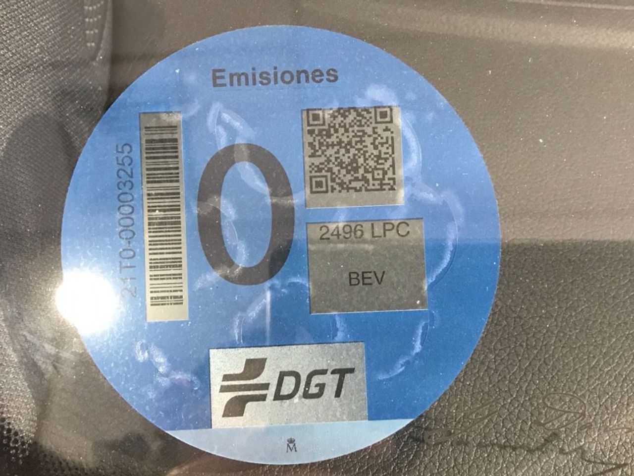 mercedes-eqa-250-amg-line-imagen-12