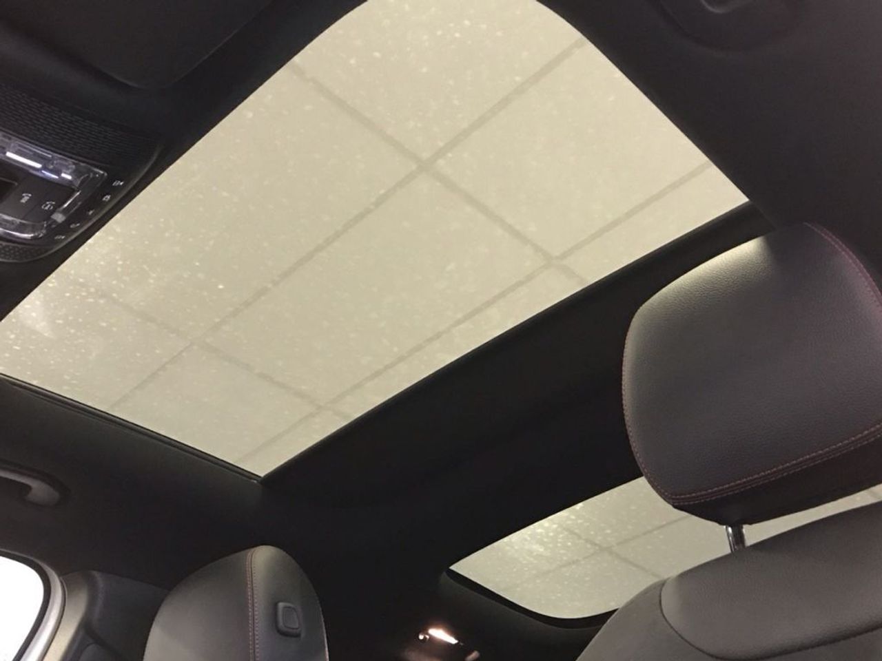 mercedes-eqa-250-amg-line-imagen-15