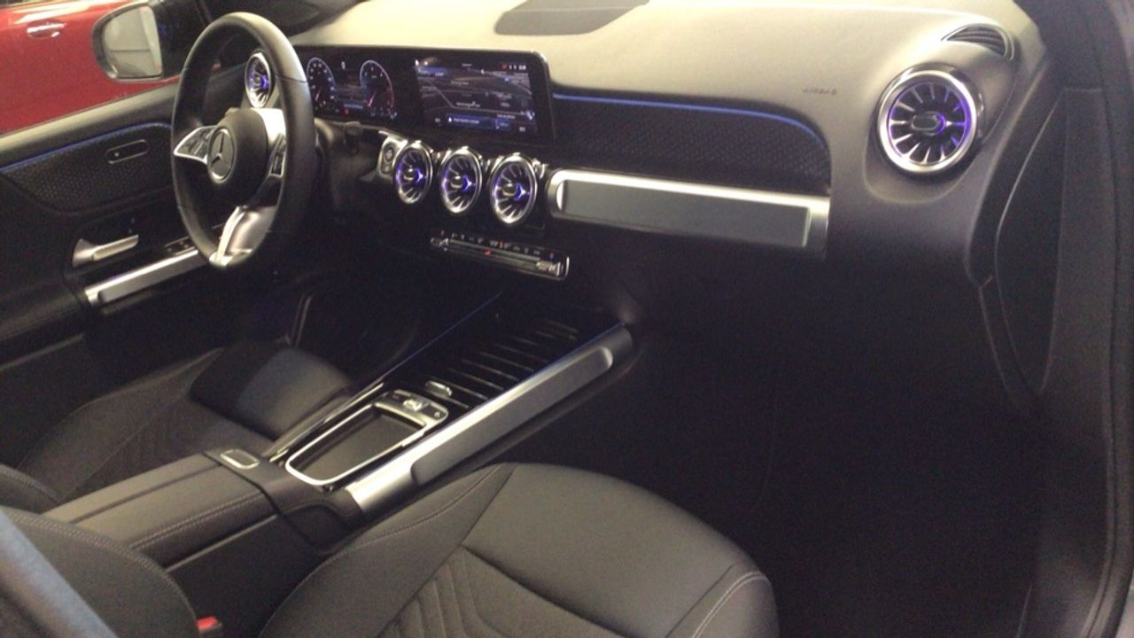 mercedes-glb-glb-220-d-4matic-imagen-9