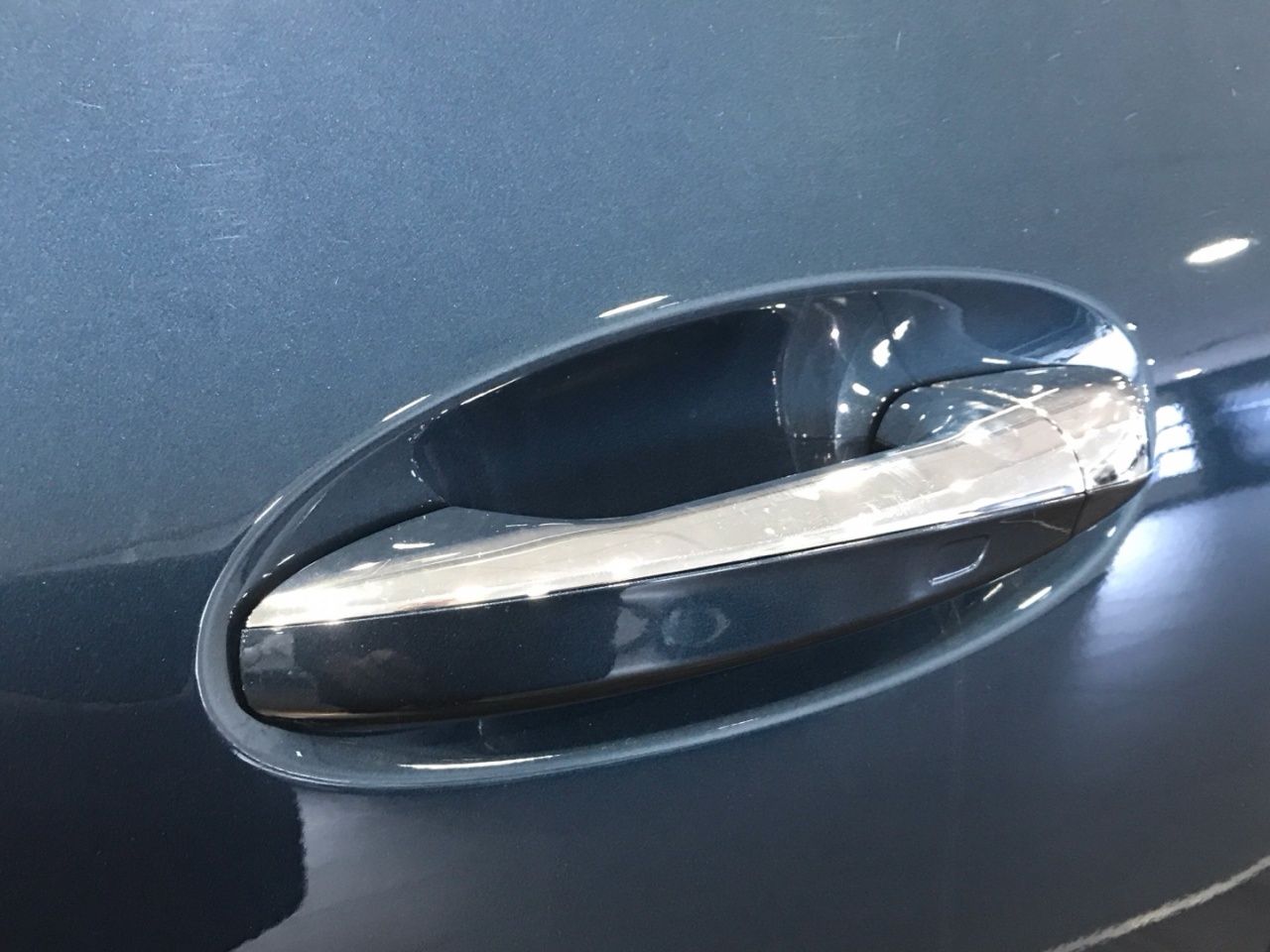 mercedes-eqa-eqa-300-4matic-imagen-13