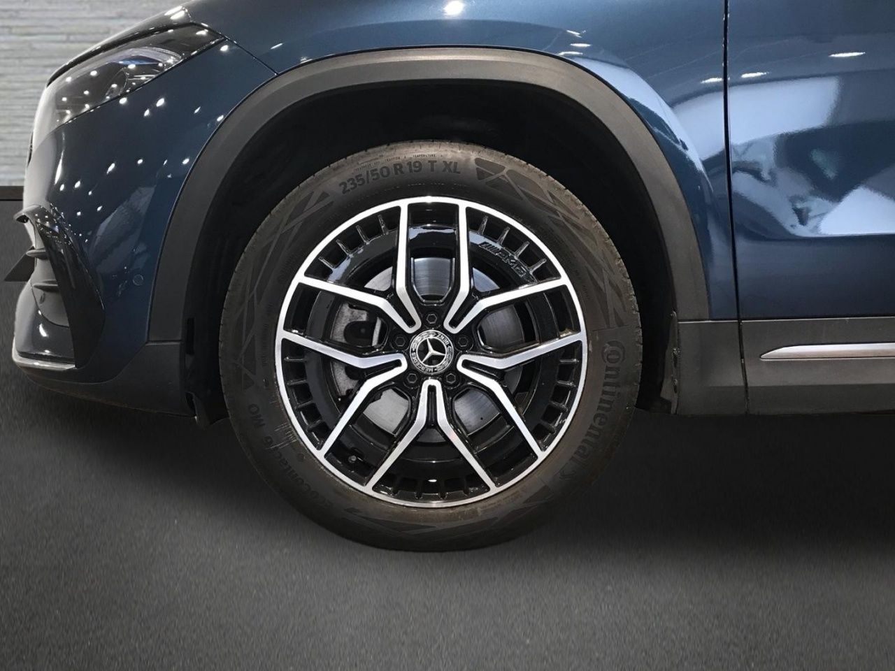 mercedes-eqa-eqa-300-4matic-imagen-4