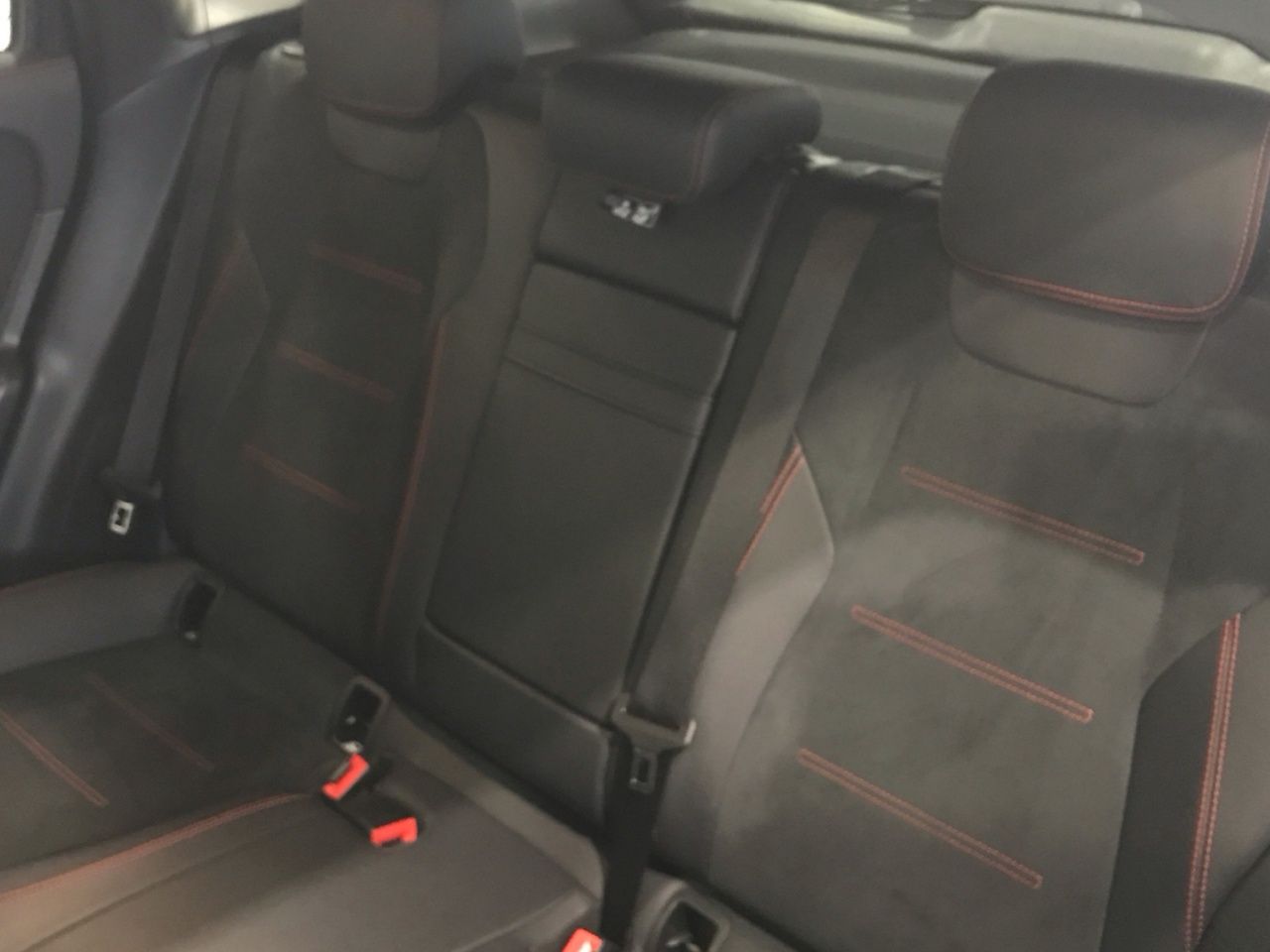 mercedes-eqa-eqa-300-4matic-imagen-10
