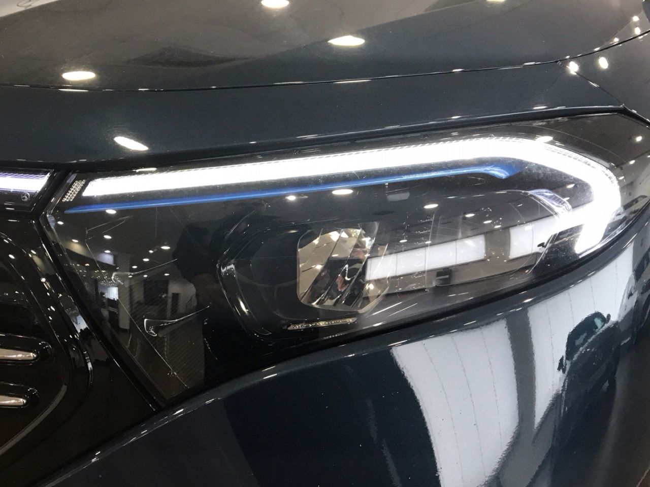 mercedes-eqa-eqa-300-4matic-imagen-14