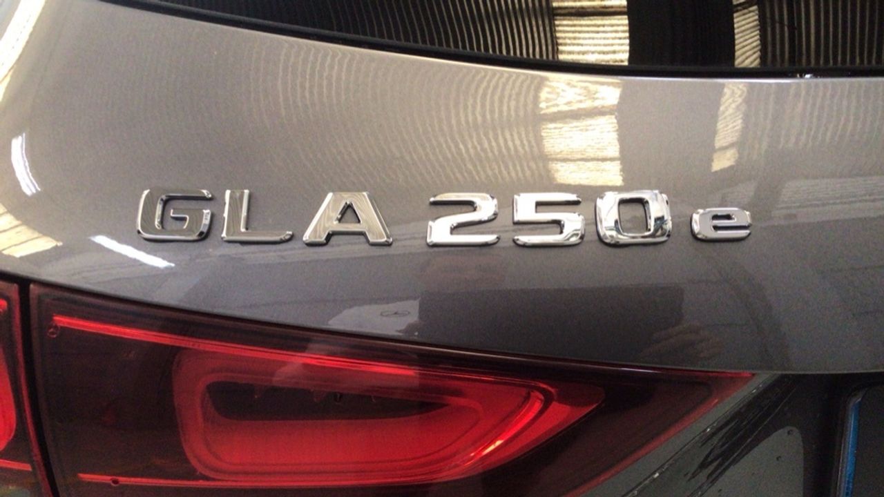 mercedes-gla-gla-250-e-imagen-11