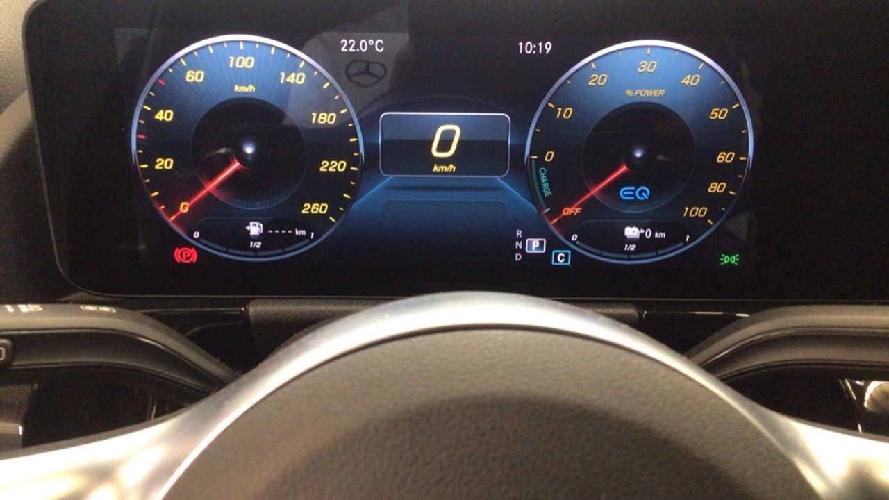 mercedes-gla-gla-250-e-imagen-17