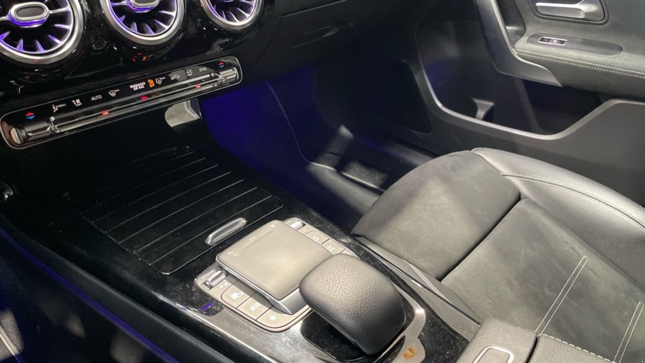 mercedes-clase-a-a-180-d-imagen-16