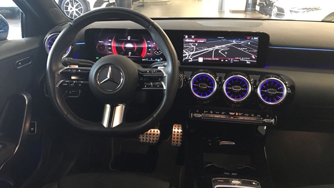mercedes-clase-a-a-200-d-sedan-imagen-7