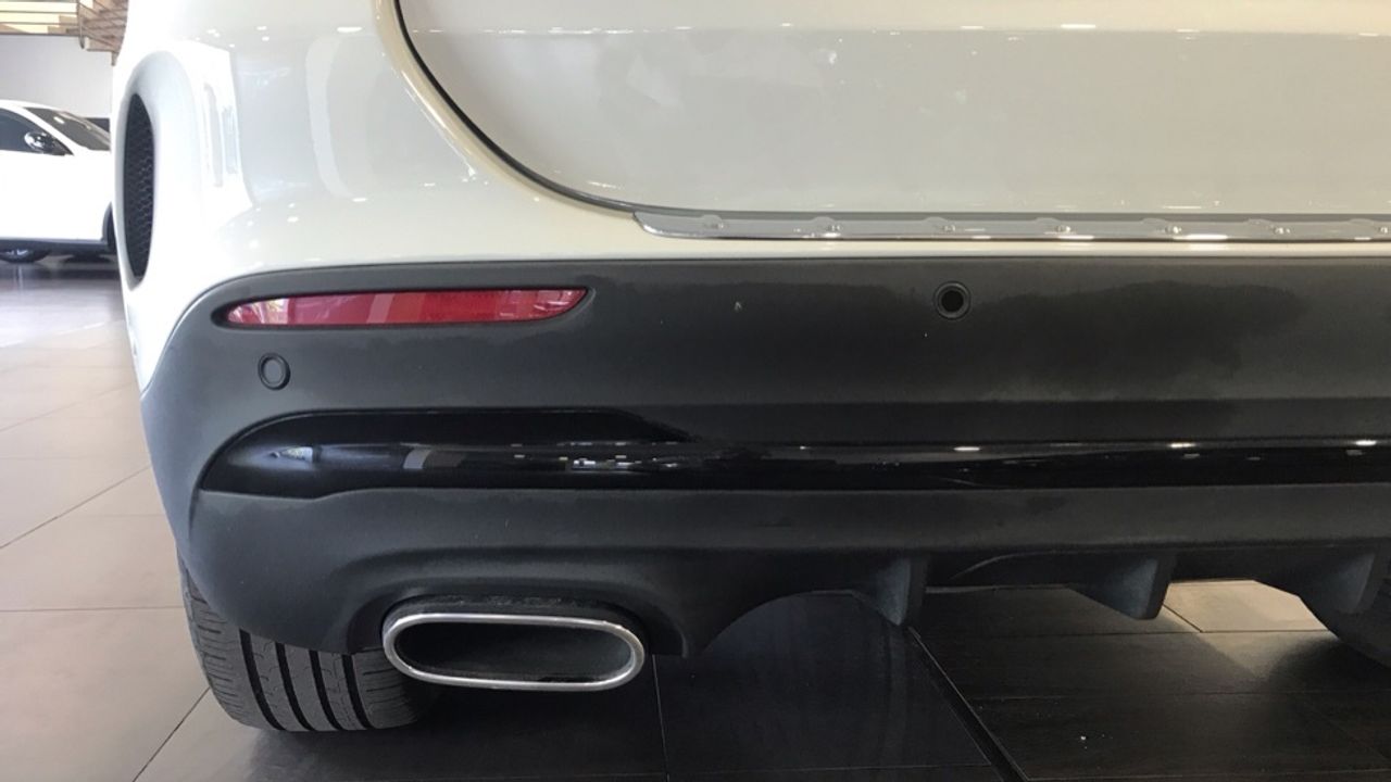 mercedes-gla-gla-250-e-imagen-11