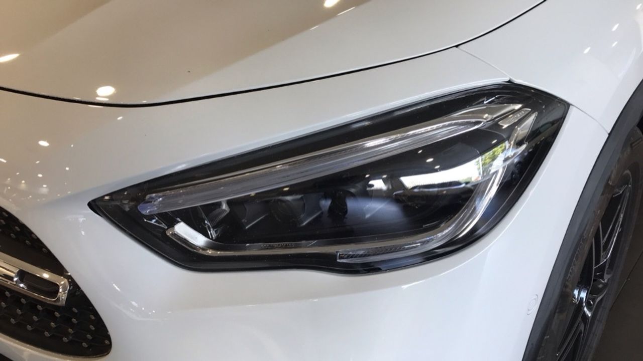 mercedes-gla-gla-250-e-imagen-12