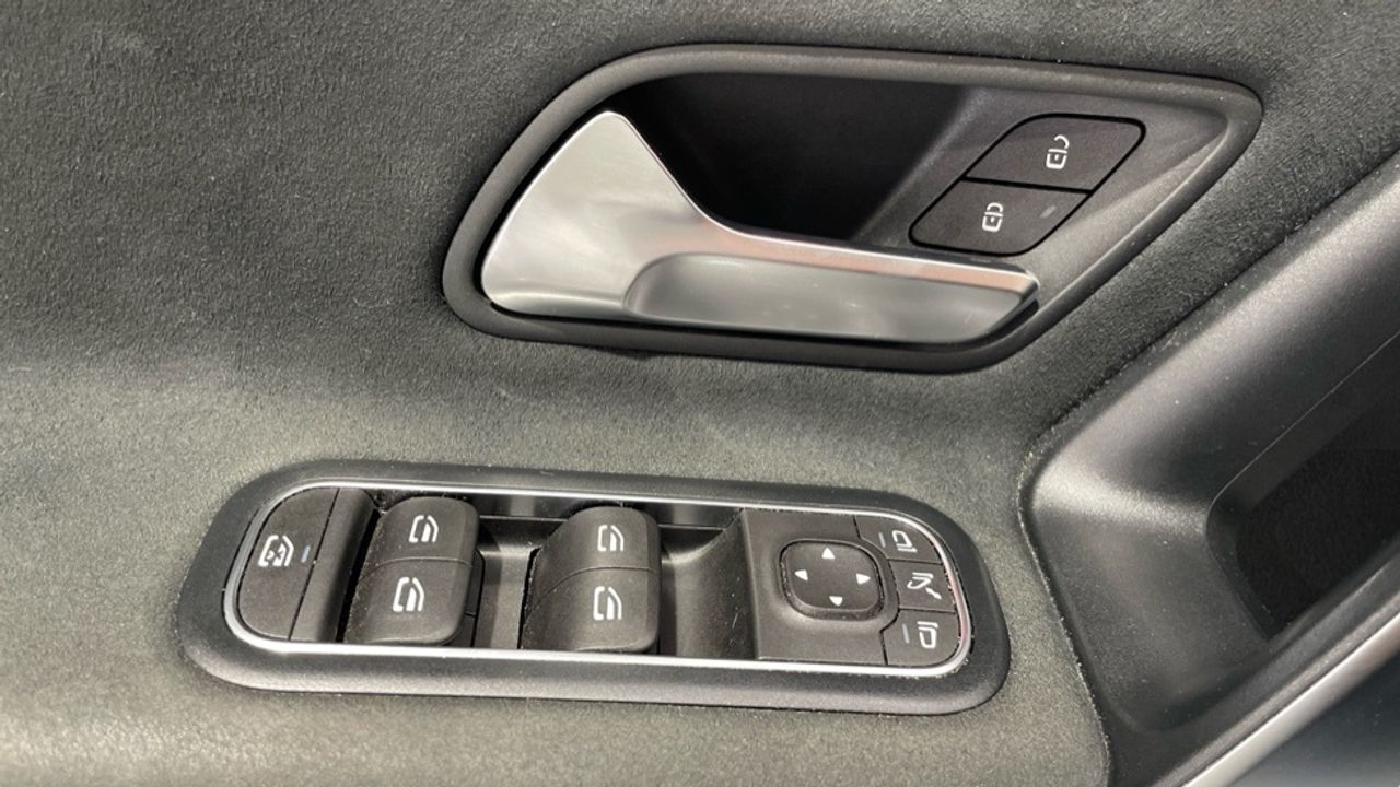mercedes-clase-a-a-180-d-imagen-16