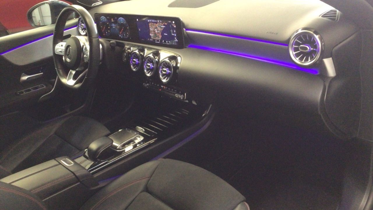 mercedes-clase-a-a-200-d-imagen-9