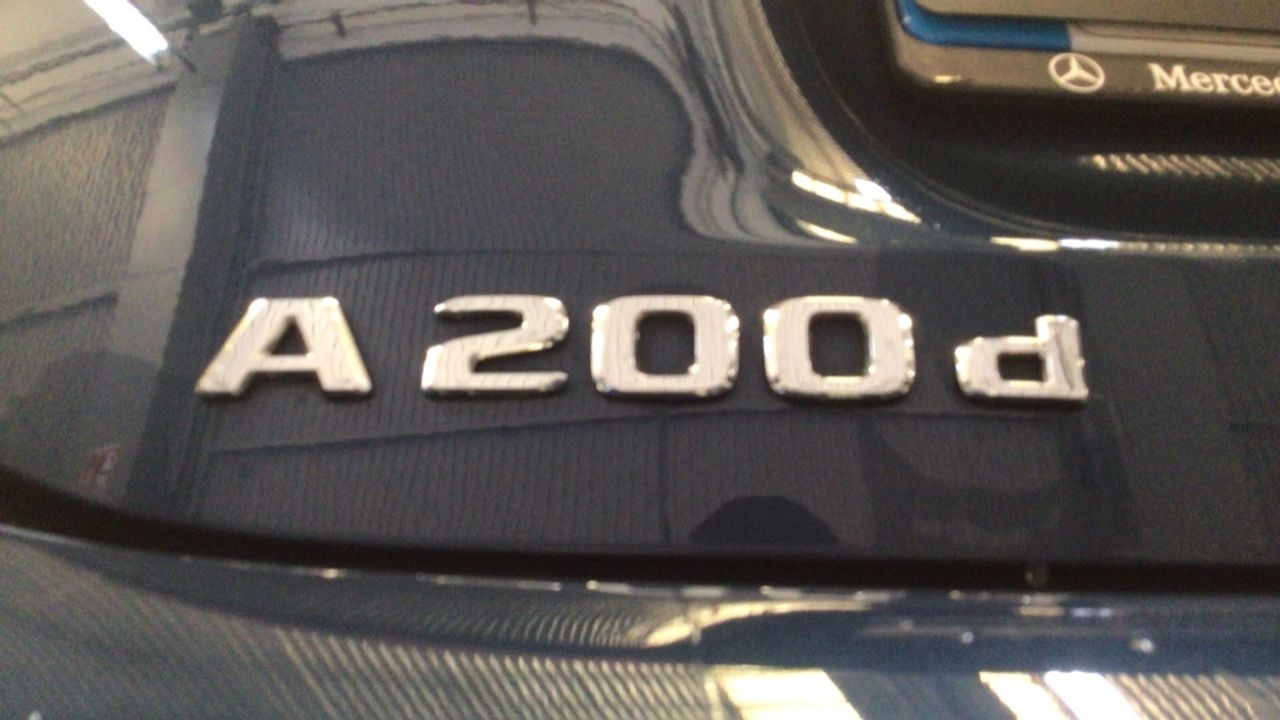 mercedes-clase-a-a-200-d-imagen-11