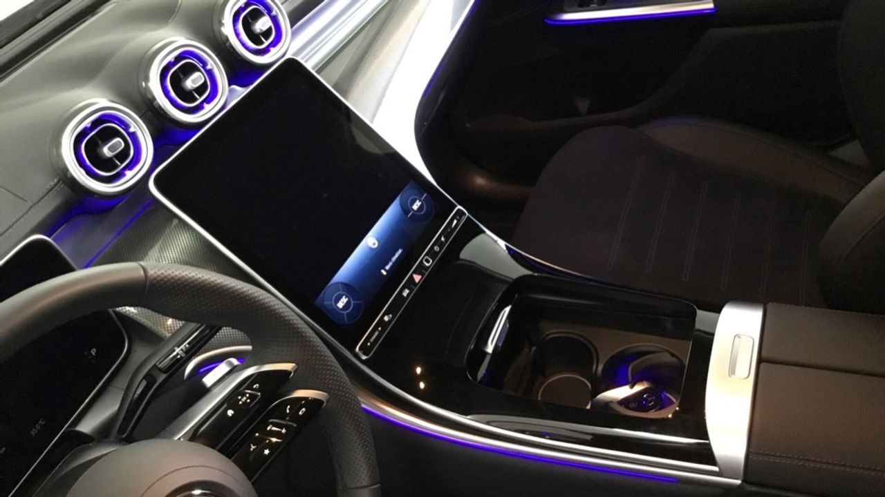 mercedes-benz-clase-glc-220-d-4matic-amg-line-imagen-18