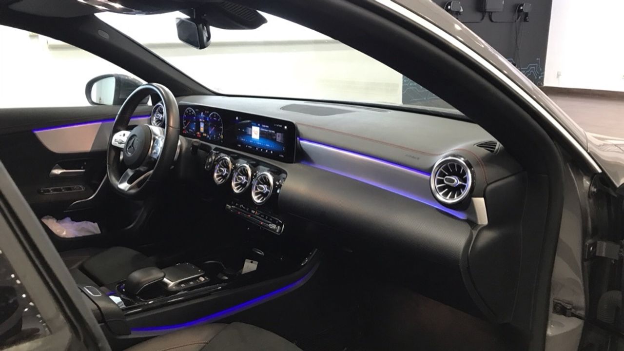 mercedes-benz-clase-cla-200-d-amg-line-euro-6d-imagen-9