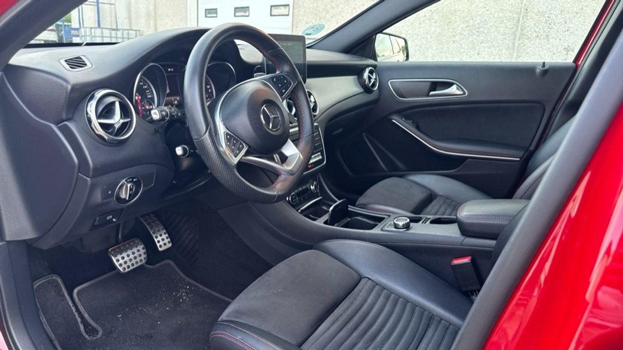mercedes-benz-clase-gla-200-cdi-d-amg-line-imagen-5