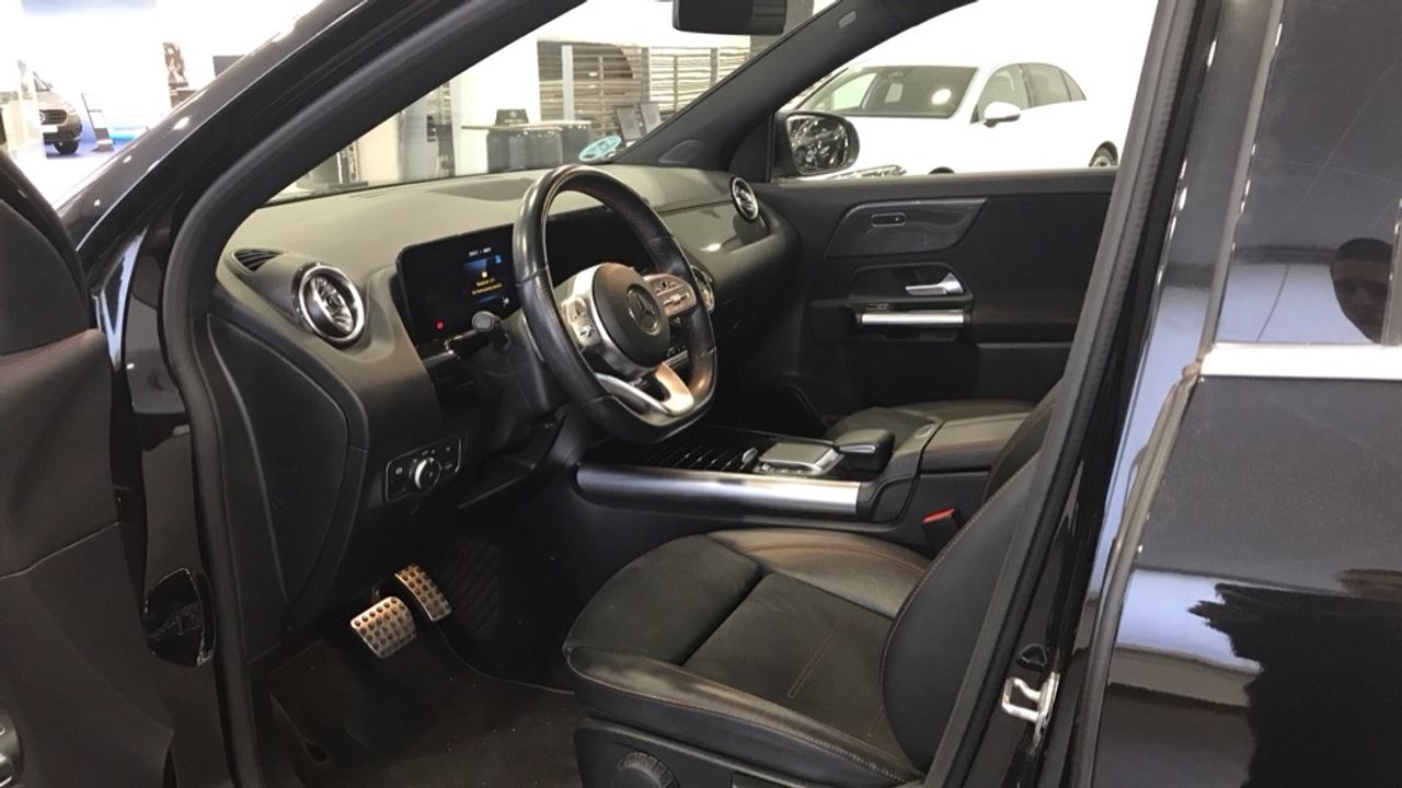mercedes-benz-clase-gla-200-d-amg-line-euro-6d-imagen-5