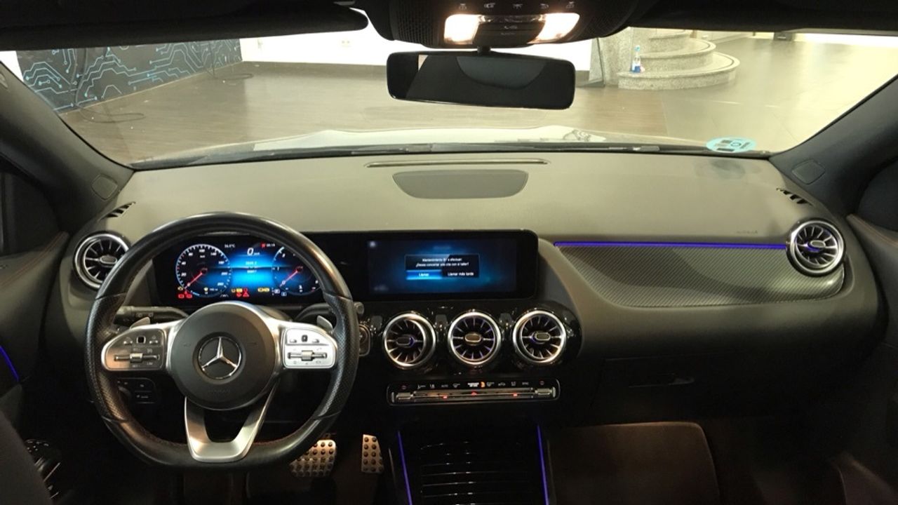 mercedes-benz-clase-gla-200-d-amg-line-euro-6d-imagen-7