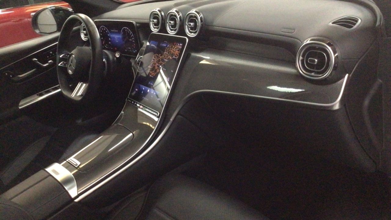 mercedes-glc-glc-300-e-4matic-imagen-9
