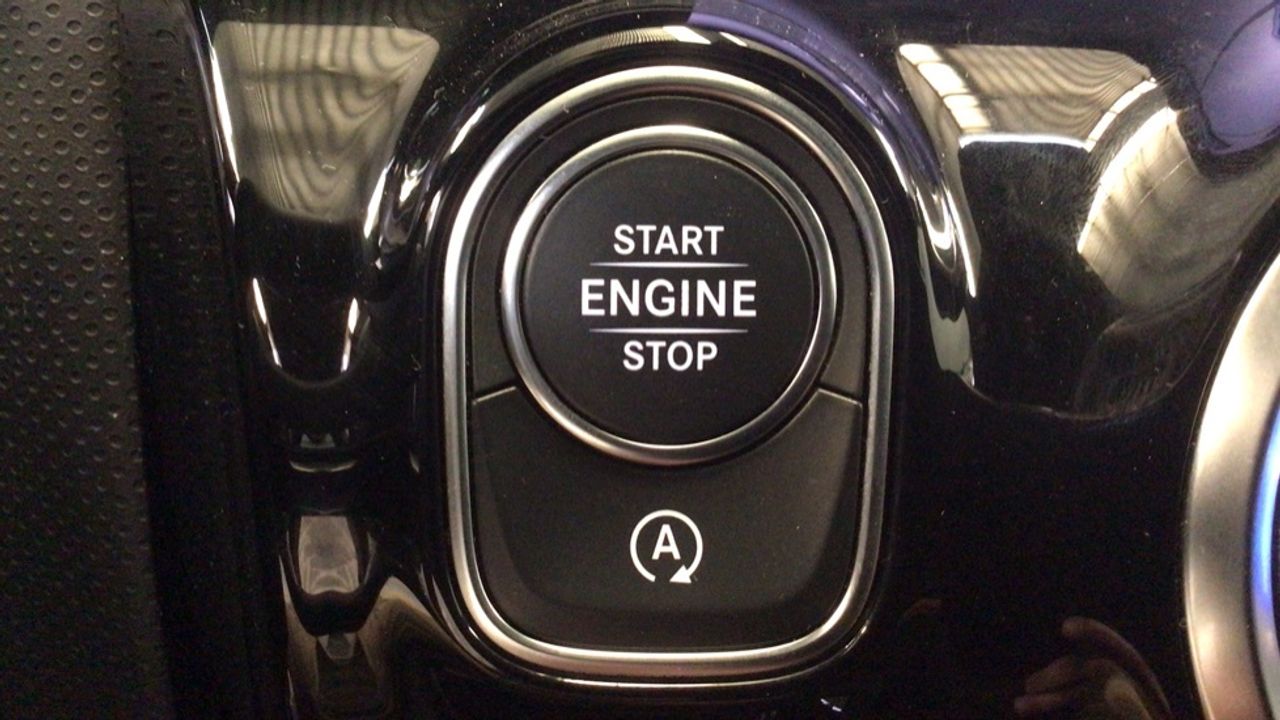 mercedes-clase-a-a-200-d-imagen-20