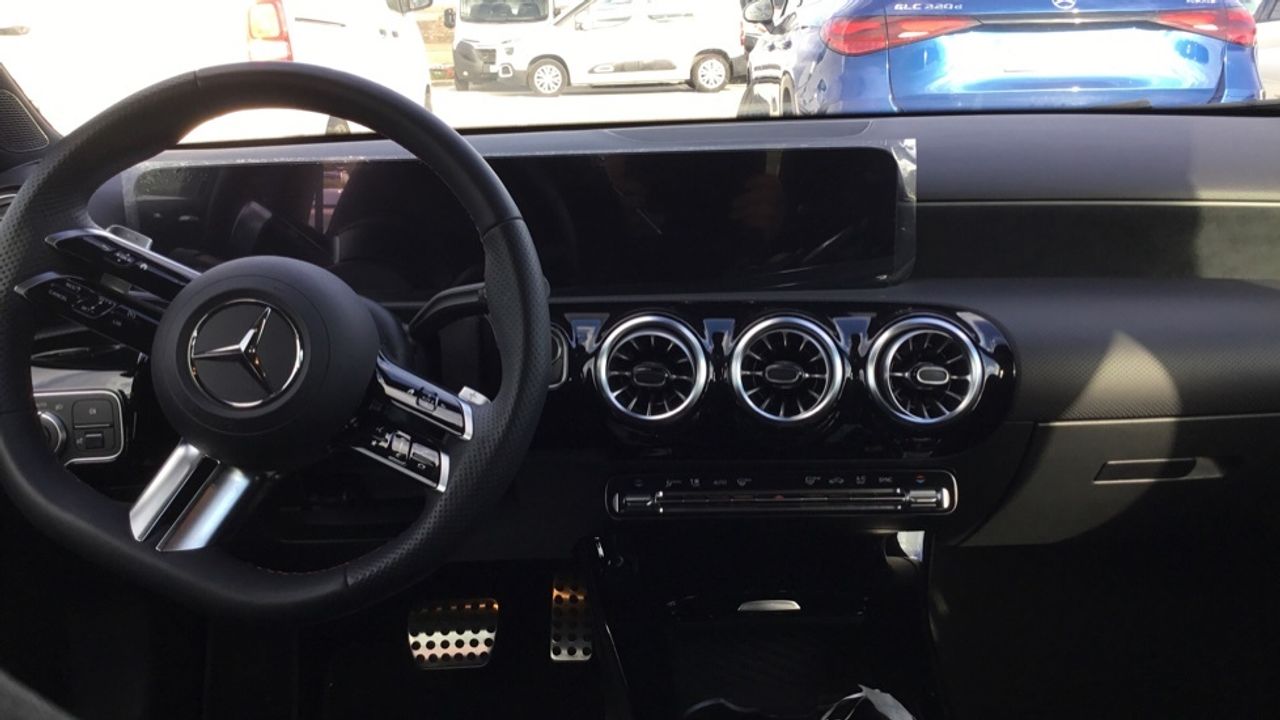mercedes-clase-a-a-200-d-imagen-7