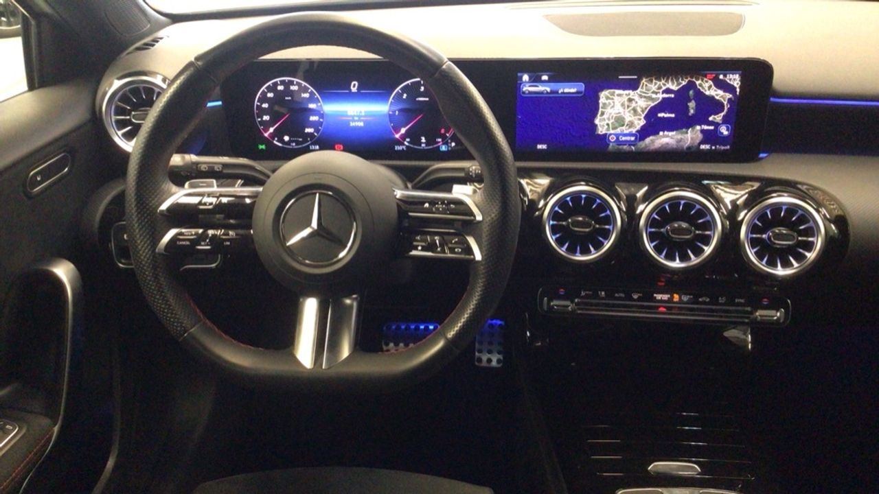 mercedes-clase-a-a-200-d-imagen-8