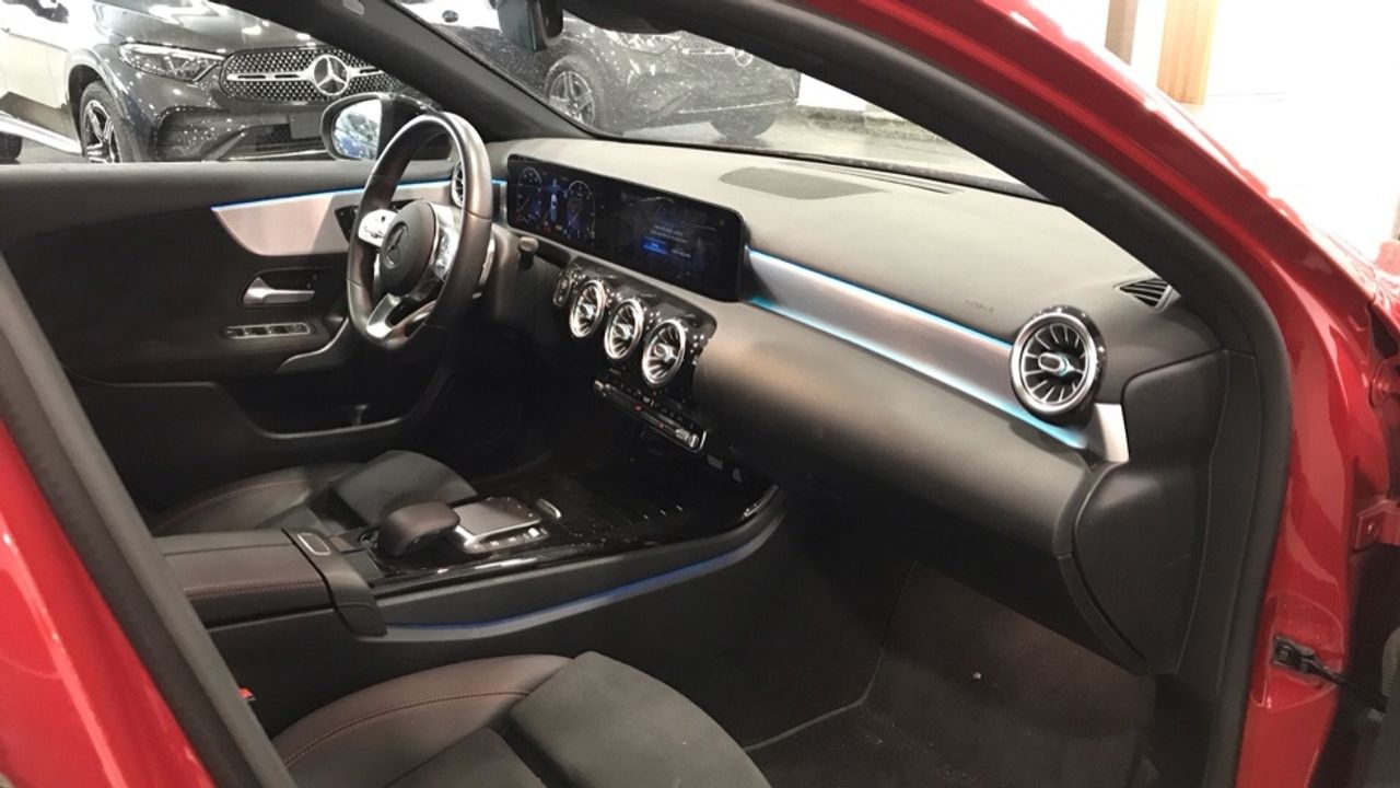 mercedes-clase-a-a-200-d-imagen-9